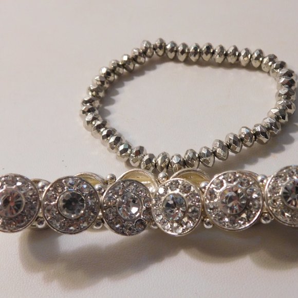 JEWELRY LOT of 4 Bracelets - Picture 11 of 11